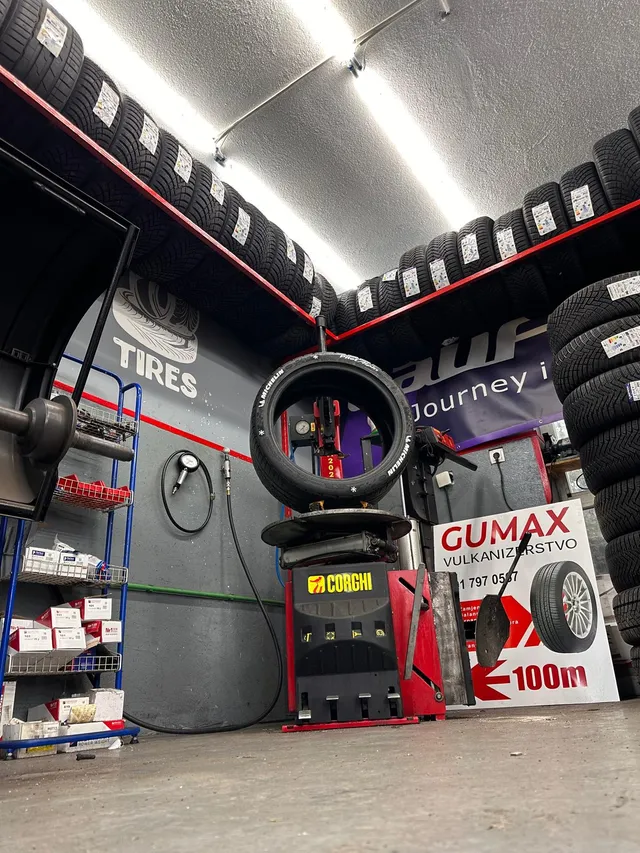 Gumax radiona — rad na vozilu 1